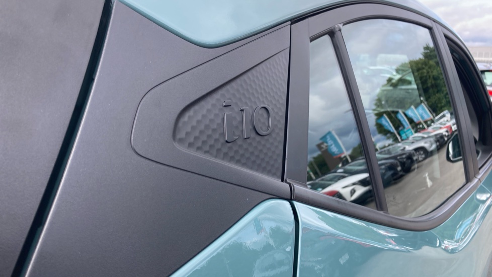 Hyundai i10 1.2 [79] Advance 5dr [Nav] Petrol Hatchback - Image 39