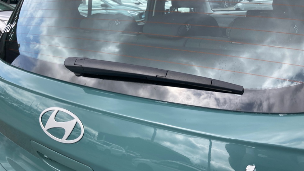 Hyundai i10 1.2 [79] Advance 5dr [Nav] Petrol Hatchback - Image 42