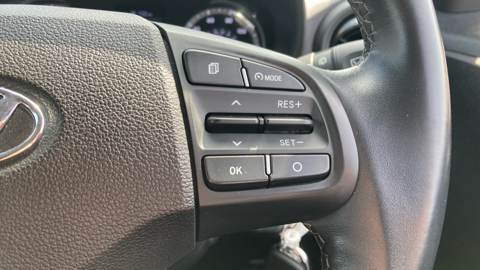 Hyundai i10 1.0 MPi SE 5dr Petrol Hatchback - Image 31