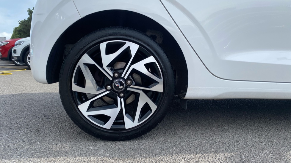 Hyundai i10 1.0 T-GDi N Line 5dr Petrol Hatchback - Image 7