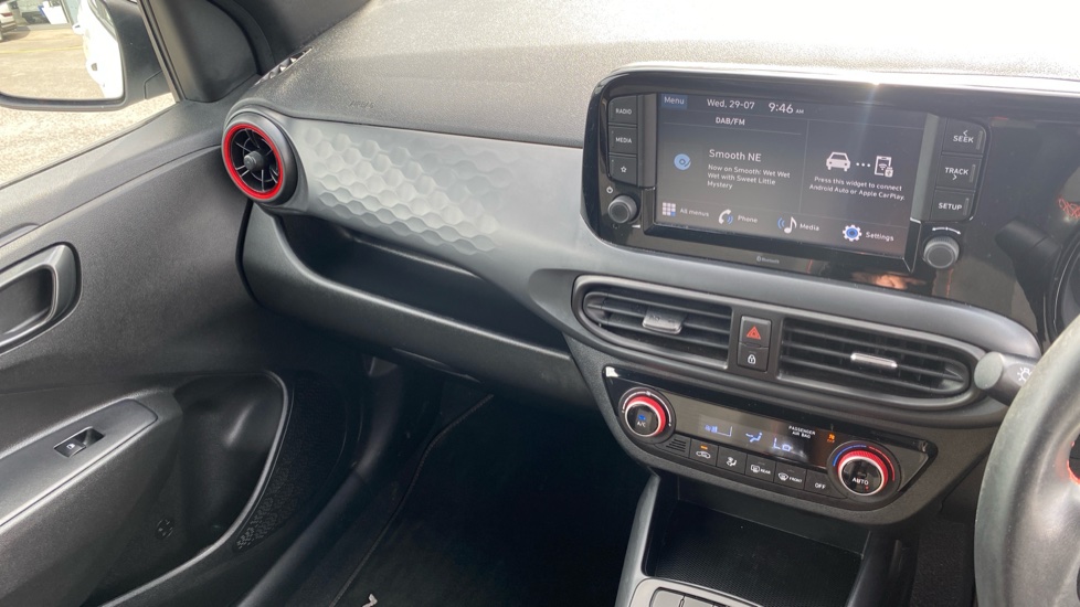 Hyundai i10 1.0 T-GDi N Line 5dr Petrol Hatchback - Image 14