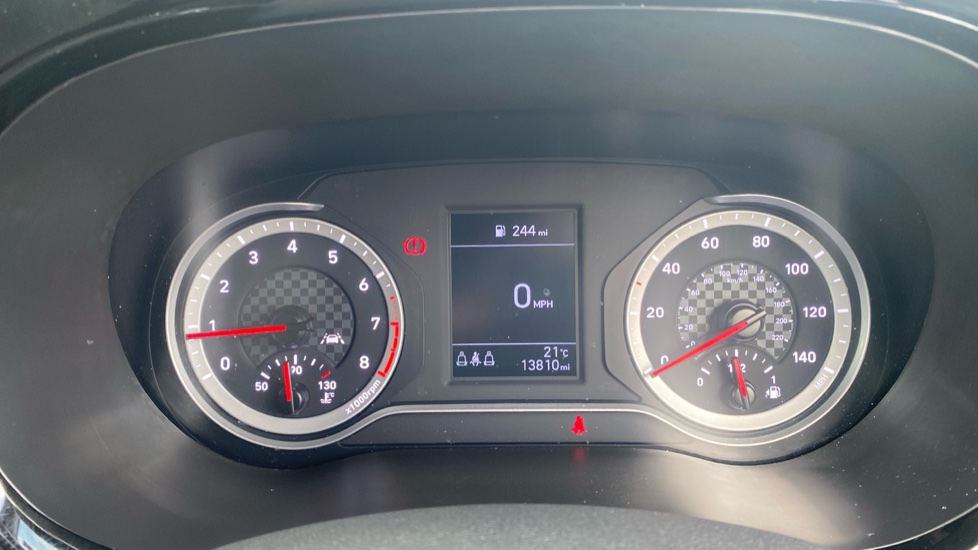 Hyundai i10 1.0 T-GDi N Line 5dr Petrol Hatchback - Image 18