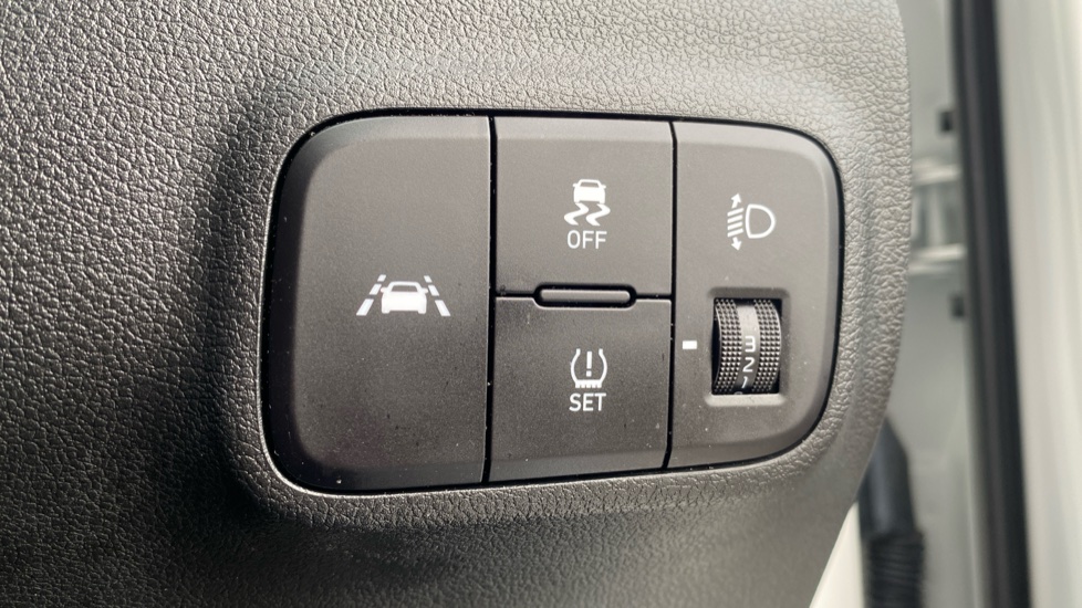 Hyundai i10 1.0 T-GDi N Line 5dr Petrol Hatchback - Image 28
