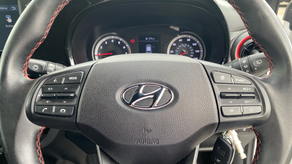 Hyundai i10 1.0 T-GDi N Line 5dr Petrol Hatchback - Image 29