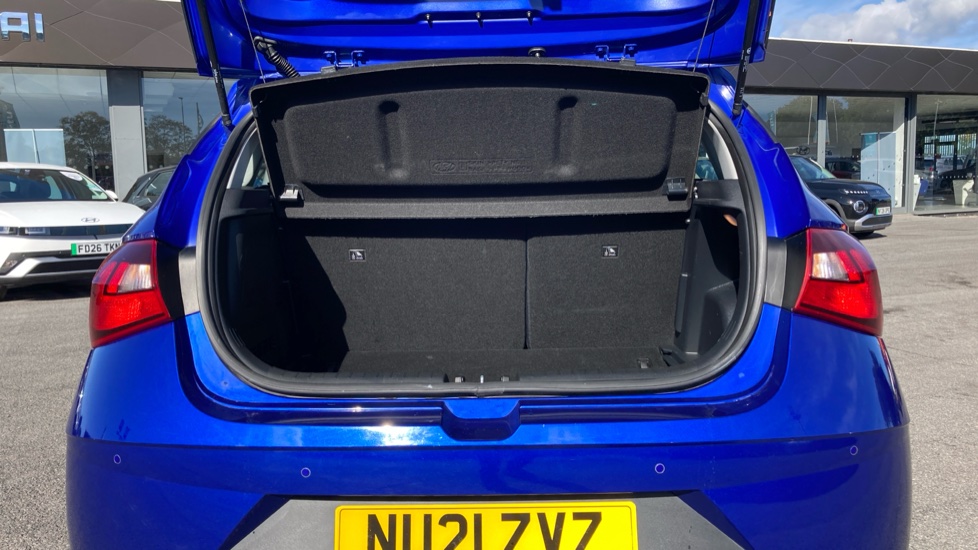 Hyundai i20 1.0T GDi 48V MHD SE Connect 5dr Petrol Hatchback - Image 4