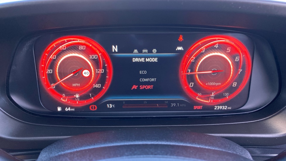 Hyundai i20 1.0T GDi 48V MHD SE Connect 5dr Petrol Hatchback - Image 35