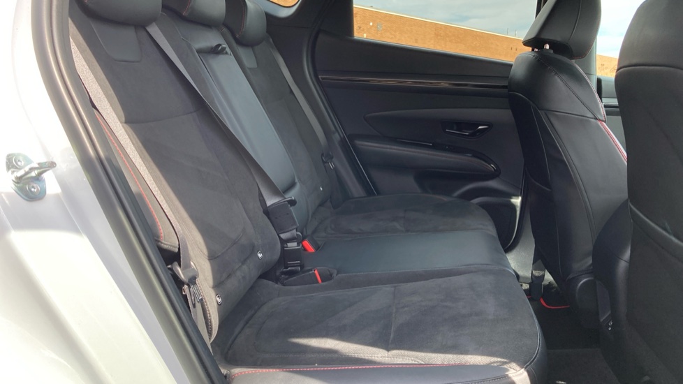 Hyundai TUCSON 1.6 TGDi Hybrid 230 N Line 5dr 2WD Auto Hybrid Estate - Image 16