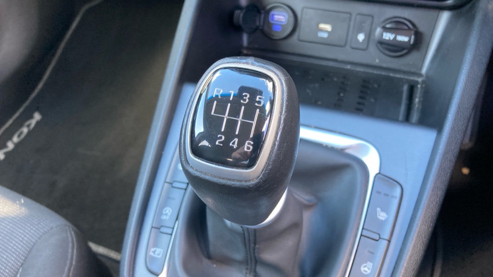 Hyundai KONA 1.0 TGDi 48V MHEV Premium 5dr Petrol Hatchback - Image 35