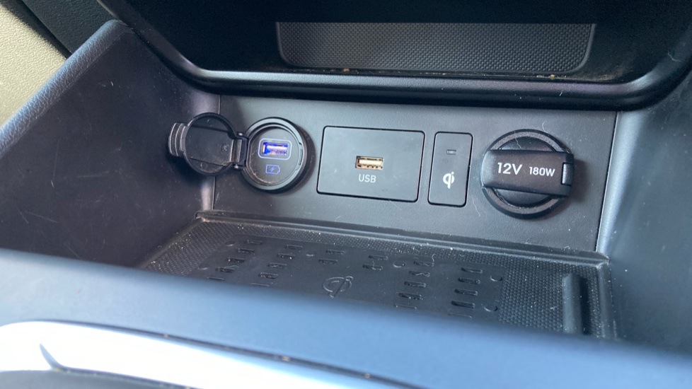 Hyundai KONA 1.0 TGDi 48V MHEV Premium 5dr Petrol Hatchback - Image 38