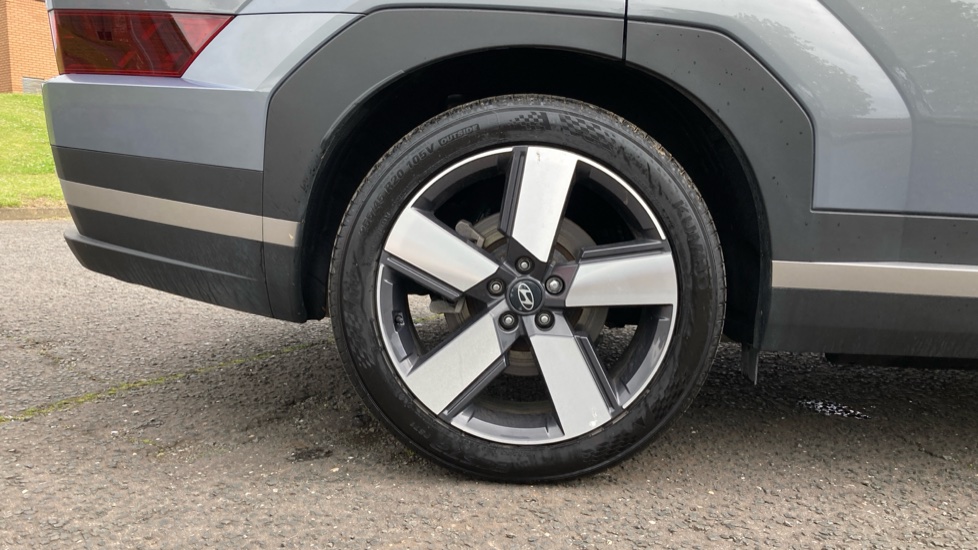 Hyundai SANTA FE 1.6 TGDi Plug-in Hybrid Premium 5dr 4WD Auto Estate - Image 7