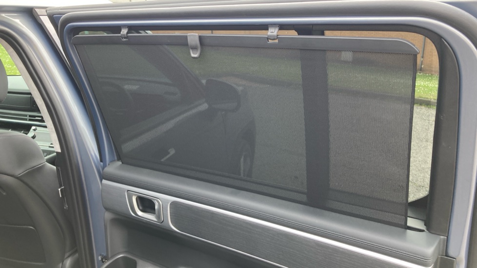 Hyundai SANTA FE 1.6 TGDi Plug-in Hybrid Premium 5dr 4WD Auto Estate - Image 22