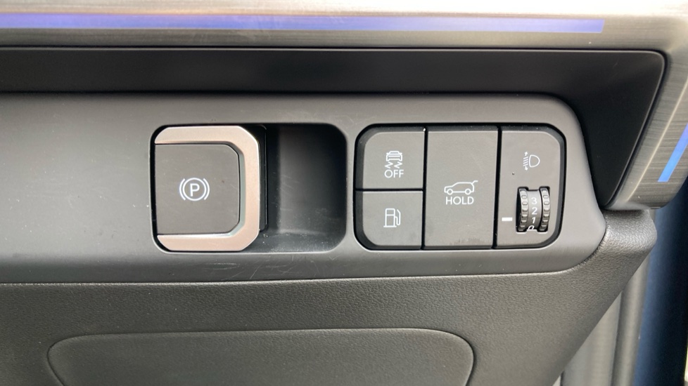 Hyundai SANTA FE 1.6 TGDi Plug-in Hybrid Premium 5dr 4WD Auto Estate - Image 34