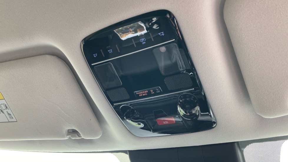 Hyundai SANTA FE 1.6 TGDi Plug-in Hybrid Premium 5dr 4WD Auto Estate - Image 40
