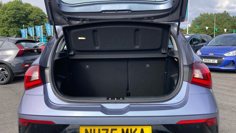 Hyundai i20 1.0T GDi Advance [Nav] 5dr DCT Petrol Hatchback - Image 4