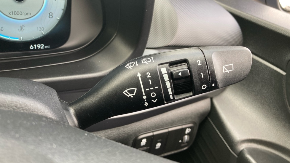 Hyundai i20 1.0T GDi Advance [Nav] 5dr DCT Petrol Hatchback - Image 31