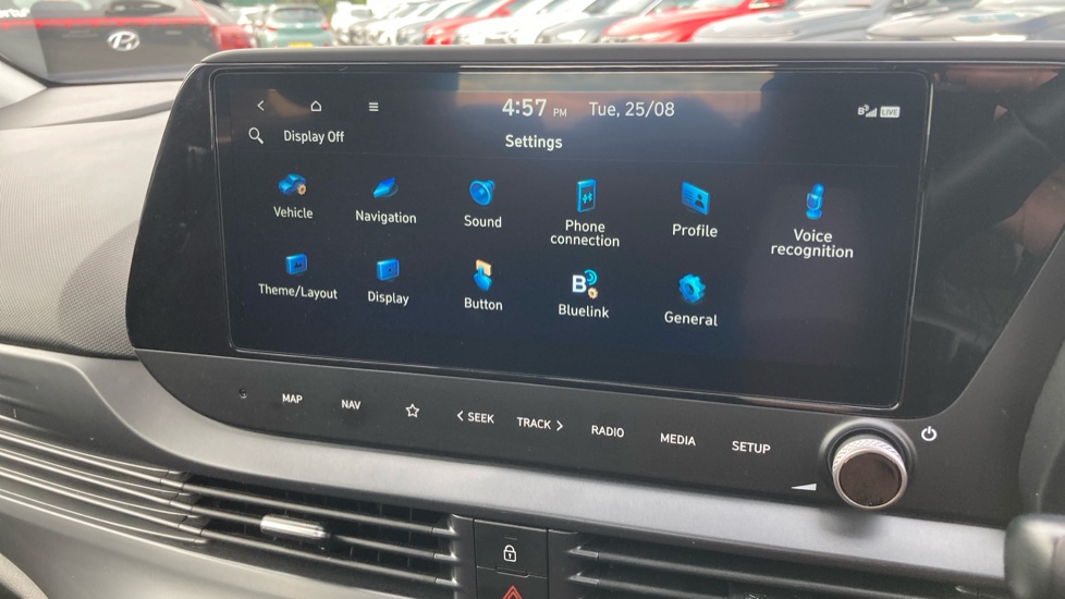 Hyundai i20 1.0T GDi Advance [Nav] 5dr DCT Petrol Hatchback - Image 35