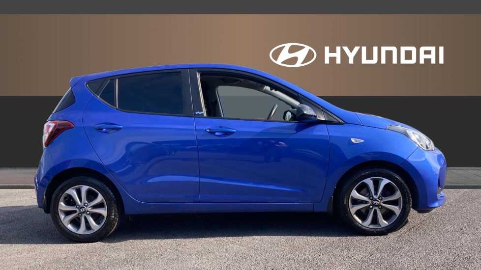 Hyundai i10 1.0 Play 5dr Petrol Hatchback - Image 5