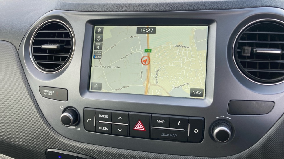 Hyundai i10 1.0 Play 5dr Petrol Hatchback - Image 12