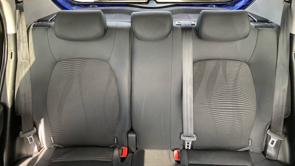 Hyundai i10 1.0 Play 5dr Petrol Hatchback - Image 15
