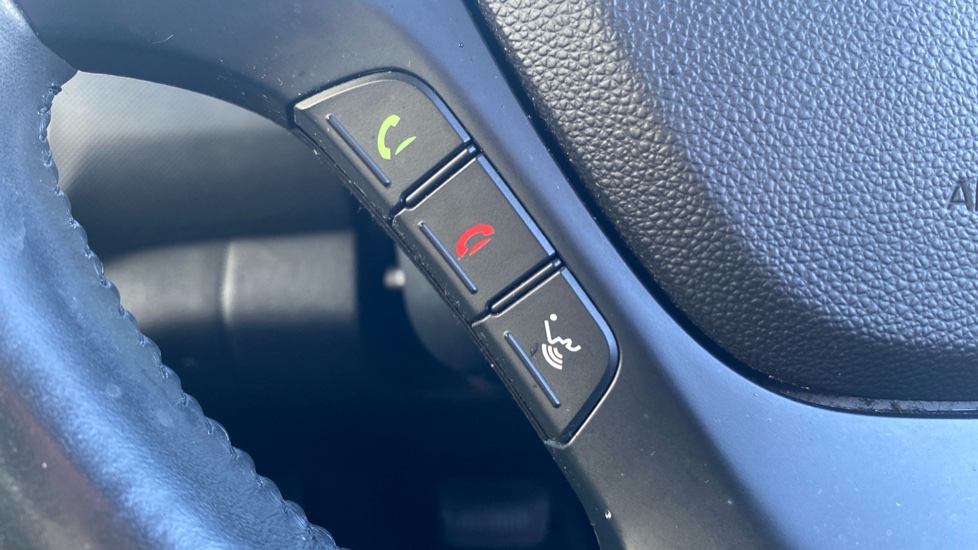 Hyundai i10 1.2 Premium 5dr Auto Petrol Hatchback - Image 26