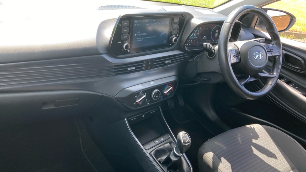 Hyundai i20 1.0T GDi 48V MHD SE Connect 5dr Petrol Hatchback - Image 9