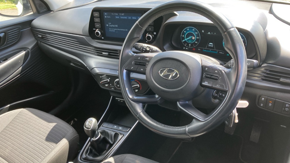 Hyundai i20 1.0T GDi 48V MHD SE Connect 5dr Petrol Hatchback - Image 11