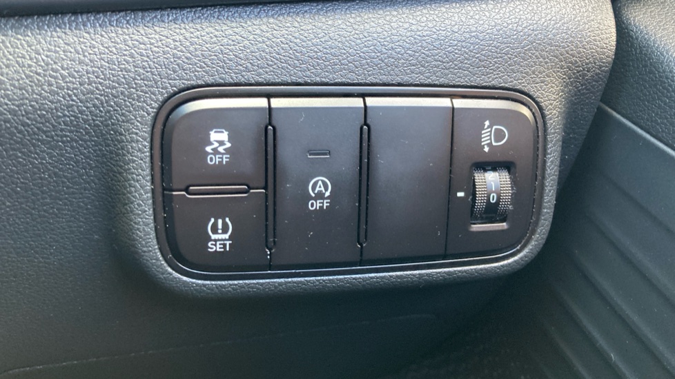 Hyundai i20 1.0T GDi 48V MHD SE Connect 5dr Petrol Hatchback - Image 22