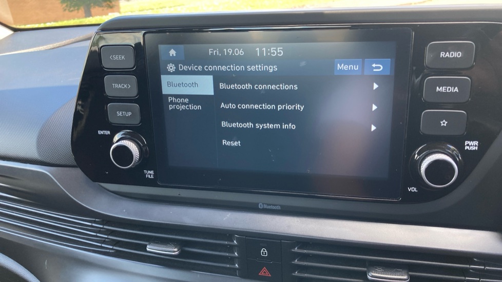 Hyundai i20 1.0T GDi 48V MHD SE Connect 5dr Petrol Hatchback - Image 33