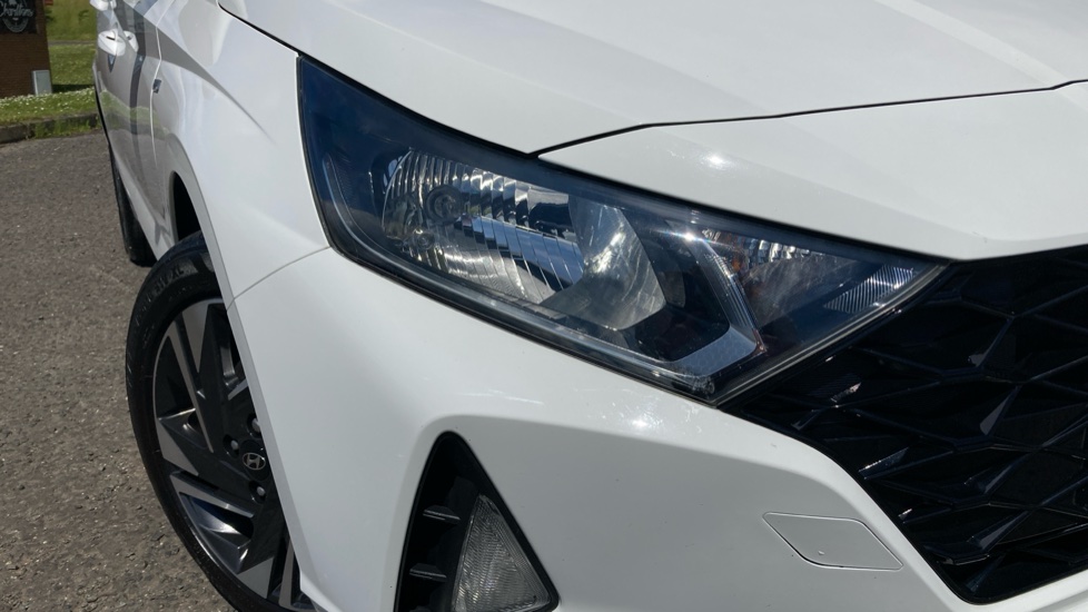 Hyundai i20 1.0T GDi 48V MHD SE Connect 5dr Petrol Hatchback - Image 41