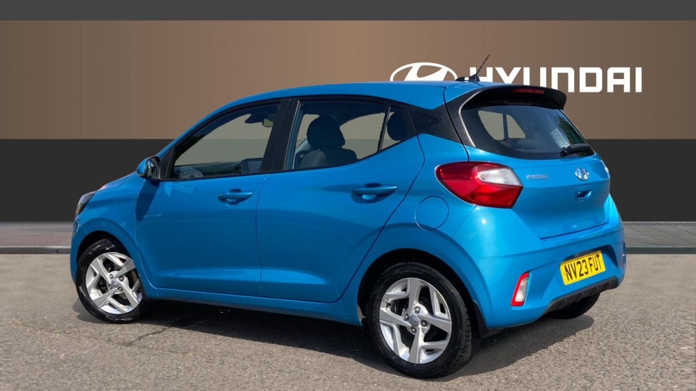 Hyundai i10 1.0 MPi SE Connect 5dr Petrol Hatchback - Image 2