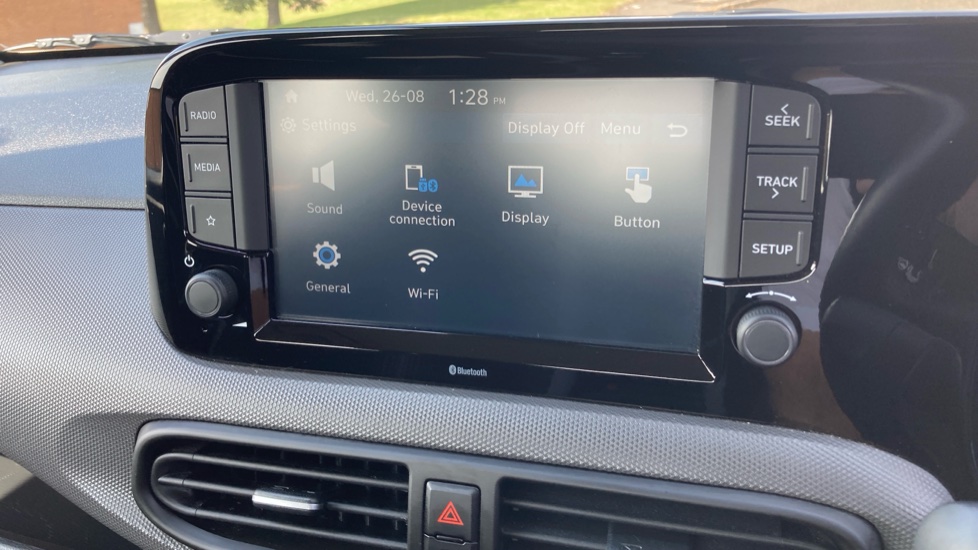 Hyundai i10 1.0 MPi SE Connect 5dr Petrol Hatchback - Image 31
