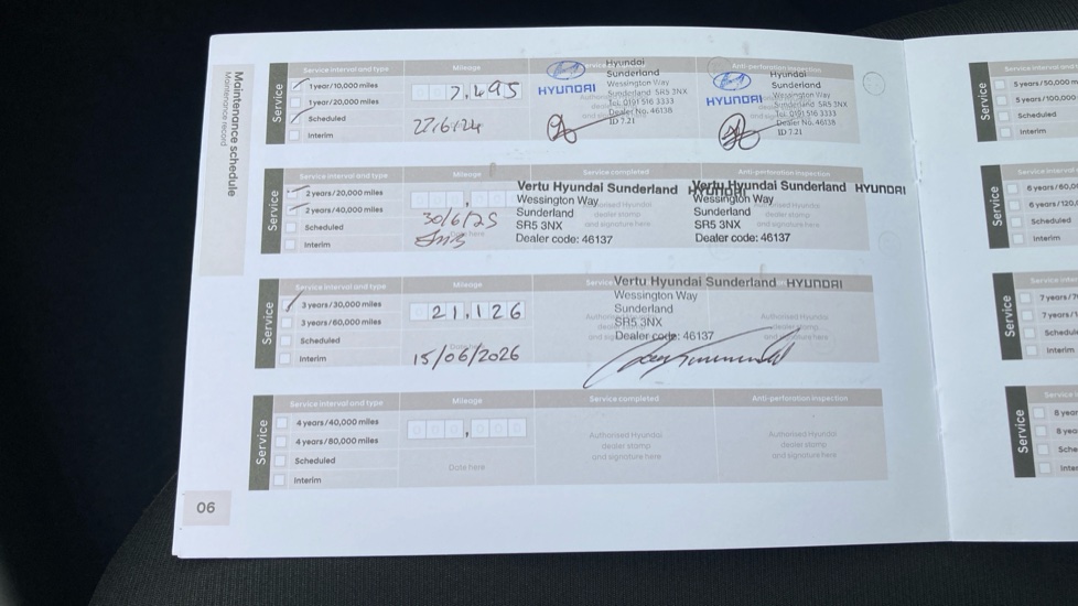 Hyundai TUCSON 1.6 TGDi Hybrid 230 Premium 5dr 2WD Auto Hybrid Estate - Image 20