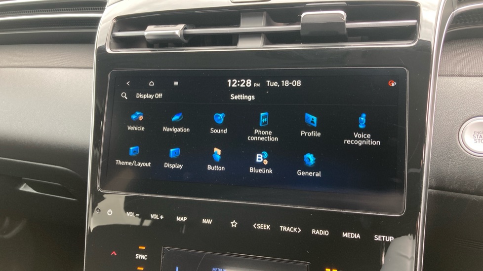 Hyundai TUCSON 1.6 TGDi Hybrid 230 Premium 5dr 2WD Auto Hybrid Estate - Image 35