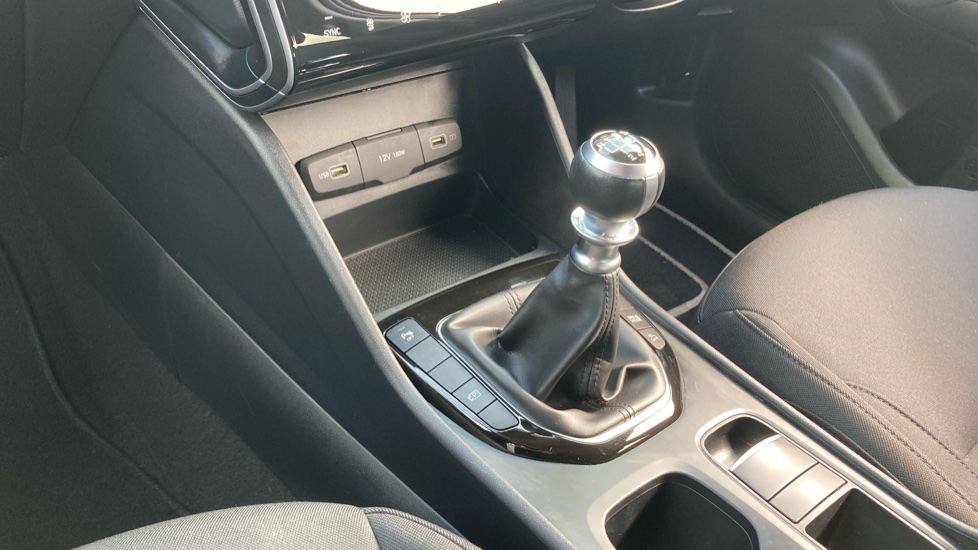 Hyundai TUCSON 1.6 TGDi SE Connect 5dr 2WD Petrol Estate - Image 13