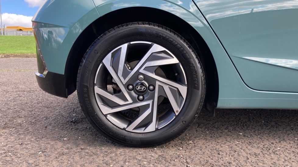 Hyundai i20 1.0T GDi Advance 5dr Petrol Hatchback - Image 7