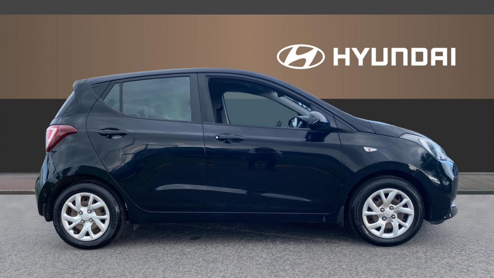 Hyundai i10 1.0 SE 5dr Petrol Hatchback - Image 5