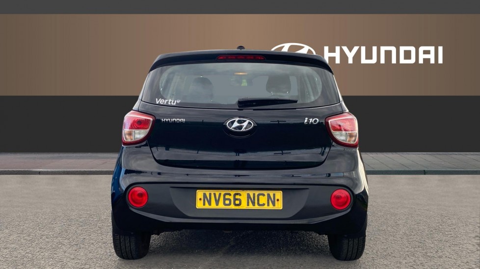 Hyundai i10 1.0 SE 5dr Petrol Hatchback - Image 6