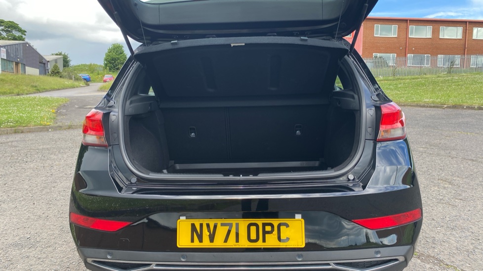 Hyundai i30 1.0T GDi SE Connect 5dr Petrol Hatchback - Image 4