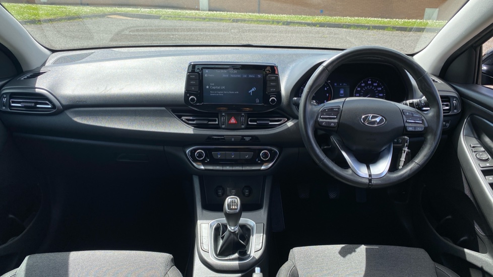 Hyundai i30 1.0T GDi SE Connect 5dr Petrol Hatchback - Image 10