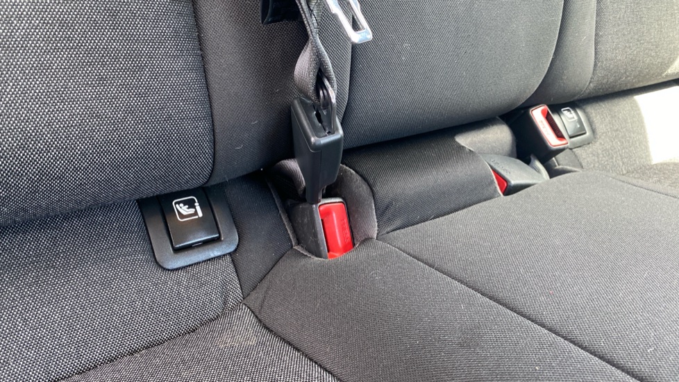 Hyundai i30 1.0T GDi SE Connect 5dr Petrol Hatchback - Image 17