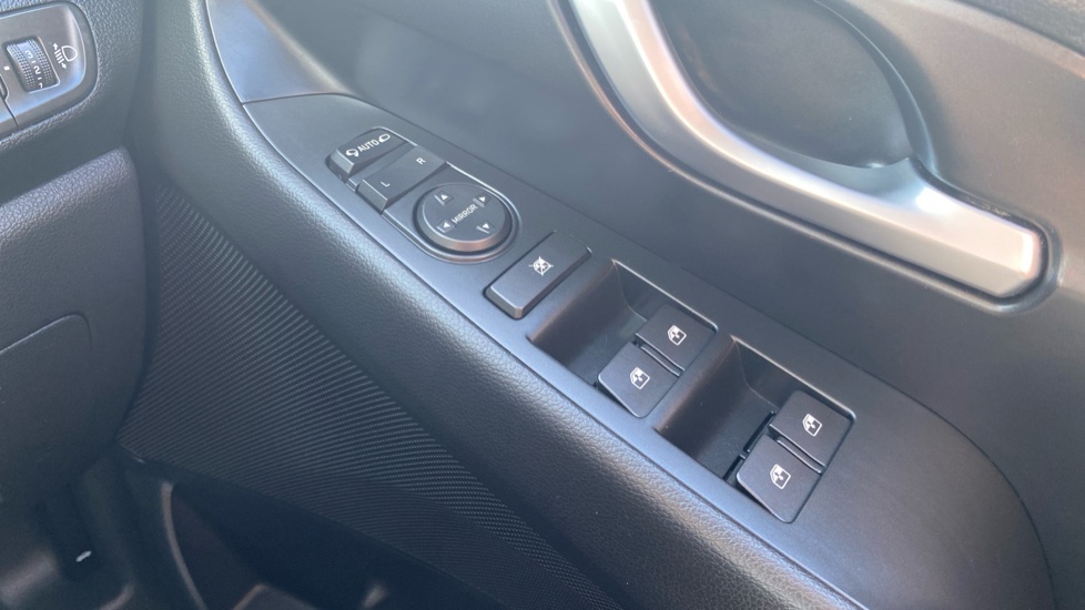 Hyundai i30 1.0T GDi SE Connect 5dr Petrol Hatchback - Image 22