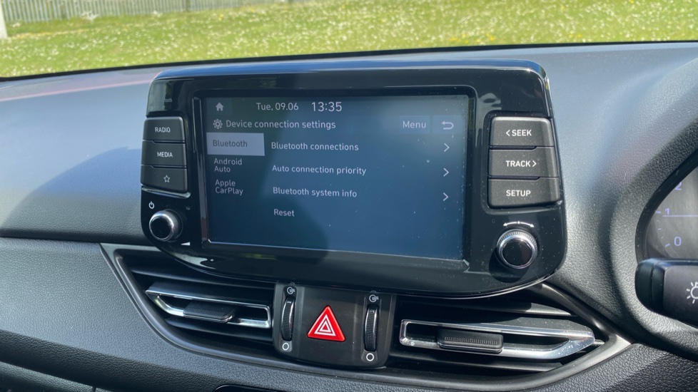 Hyundai i30 1.0T GDi SE Connect 5dr Petrol Hatchback - Image 36