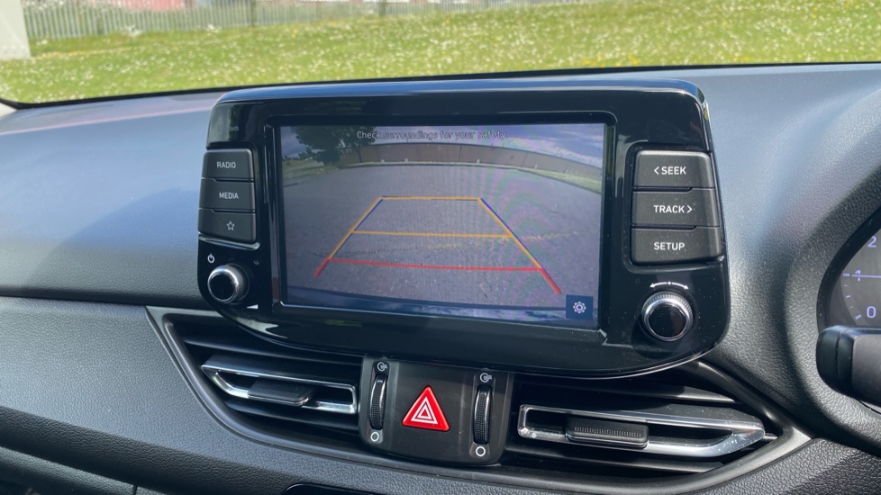 Hyundai i30 1.0T GDi SE Connect 5dr Petrol Hatchback - Image 37