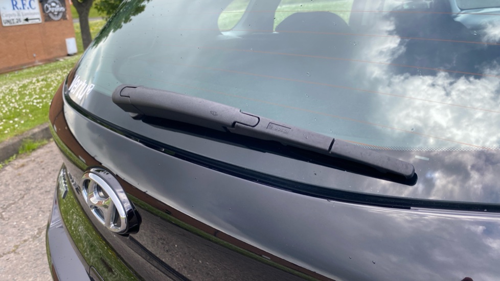 Hyundai i30 1.0T GDi SE Connect 5dr Petrol Hatchback - Image 38