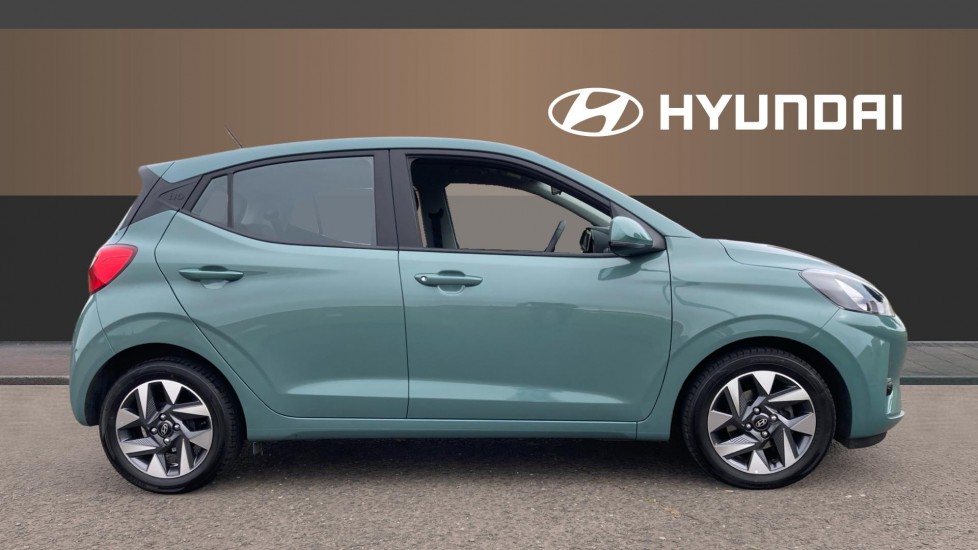 Hyundai i10 1.0 [63] Advance 5dr [Nav] Petrol Hatchback - Image 5