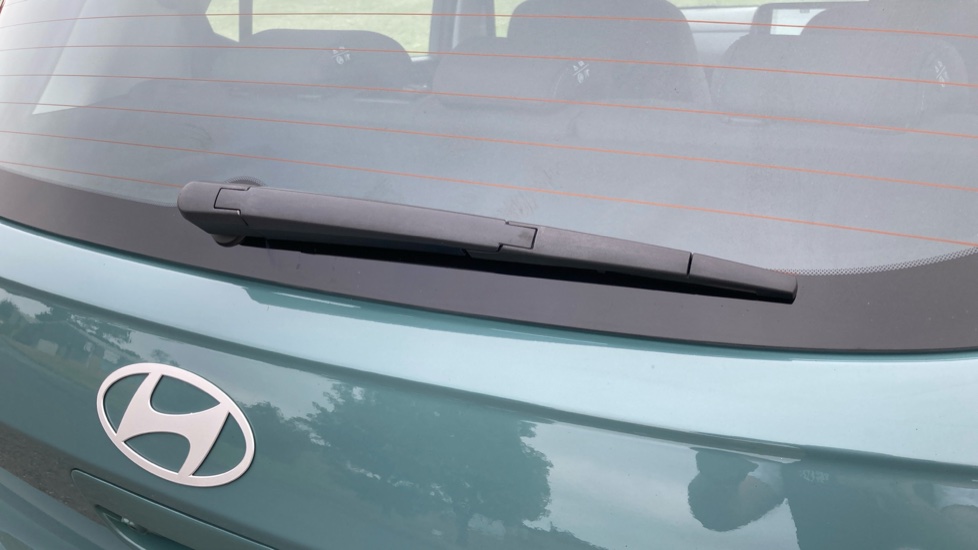 Hyundai i10 1.0 [63] Advance 5dr [Nav] Petrol Hatchback - Image 23