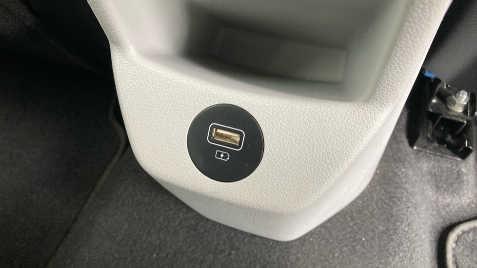 Hyundai i20 1.0T GDi 48V MHD SE Connect 5dr Petrol Hatchback - Image 23
