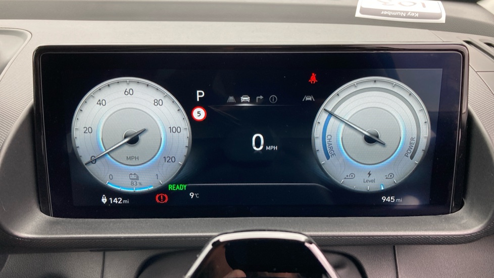 Hyundai INSTER 85kW 02 49kWh 5dr Auto Electric Hatchback - Image 18