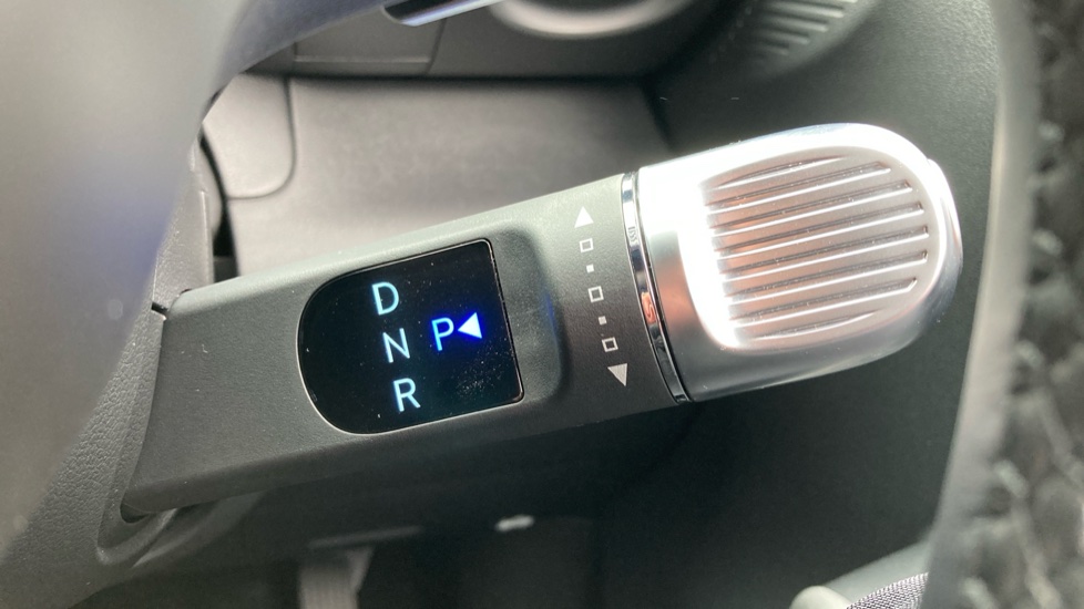Hyundai INSTER 85kW 02 49kWh 5dr Auto Electric Hatchback - Image 25