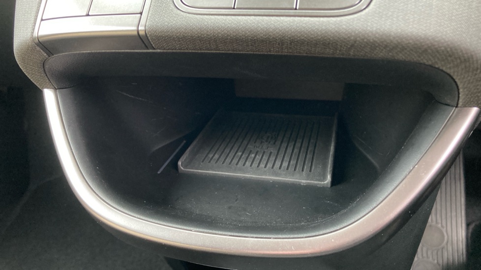 Hyundai INSTER 85kW 02 49kWh 5dr Auto Electric Hatchback - Image 30